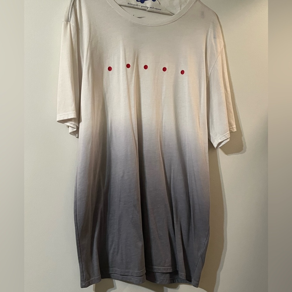 Nike tee